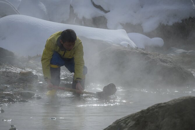 A Secret Wild Outdoor Bath Rotenburo Experience From NAGANO - Delicious Kumanabe Lunch