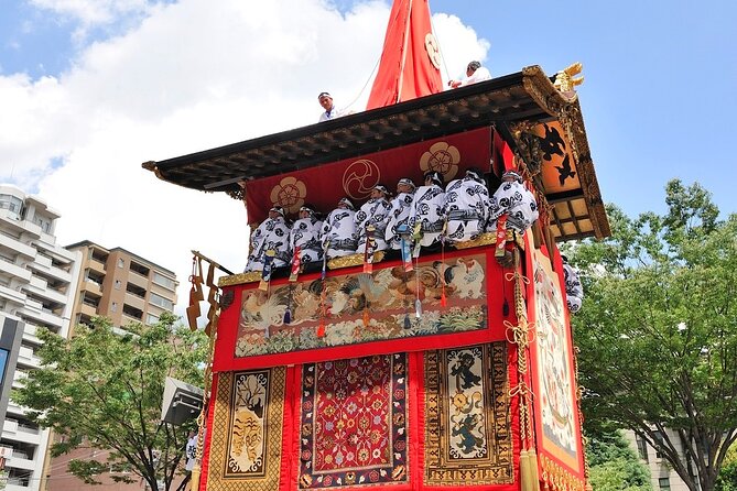 Kyoto Gion Festival and Lake Biwa Lunch Cruise Bus Tour - Highlights of the Gion Matsuri