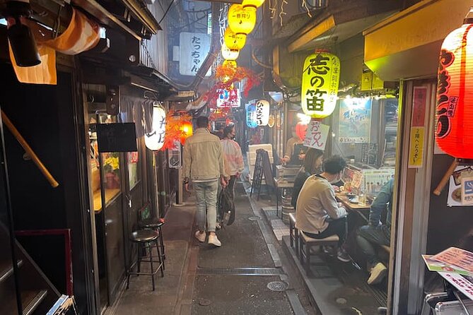 Shinjuku Kabukicho and Golden Gai Walk & Eat Tour - Meeting Point Details