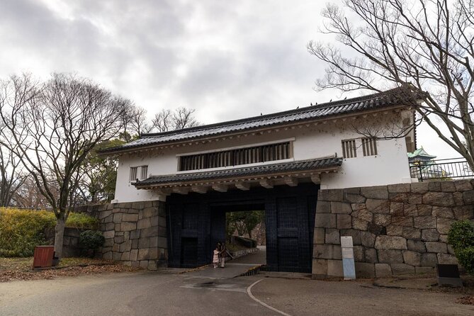 90mins Samurai Pilgrimage Osaka Castle Tour - Tour Highlights