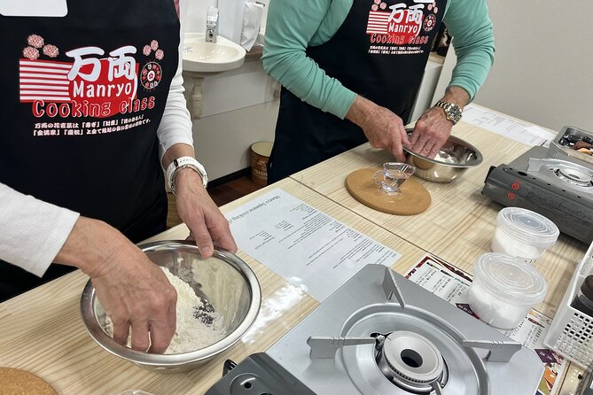 Kyoto: Japanese Cooking Class. Make Udon and Sushi and More - Meeting and Pickup Details