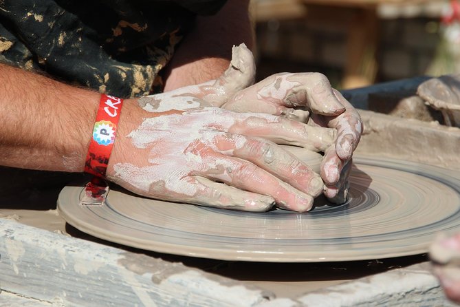 Pottery Workshop With Local Artist in Omotesando - Crafting Your Own Pottery