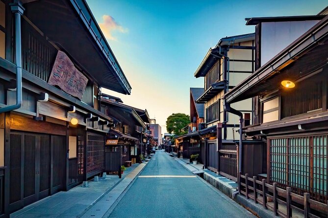 Private Tour From Kanazawa to Takayama and Shirakawa-go - Meeting and Pickup Details