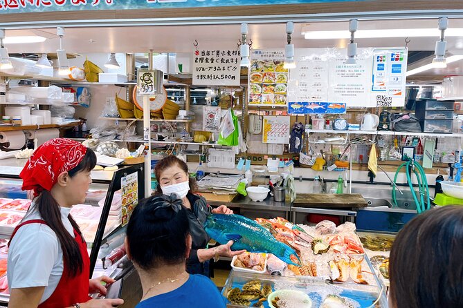 Sushi Making Experience Class in Naha Makishi Public Market - Pricing and Availability