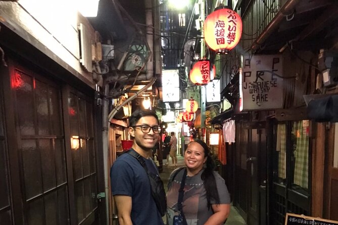 Tokyo Shinjuku Food Tour | Omoide Yokocho | Golden Gai | Kabukicho - Exploring Golden Gai