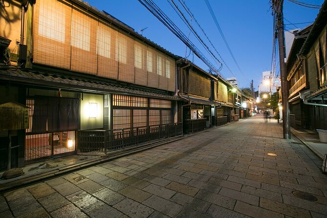 Experience Japans Traditional Culture Night Tour in Kyoto - Tips for an Enjoyable Experience