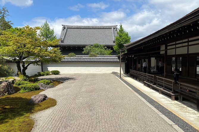 Kyoto Silver Pavilion Private 4-Hour Guided Tour - Tips for a Great Experience