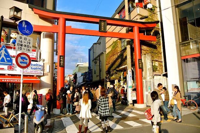 Private Kamakura and Yokohama Sightseeing Day Trip With Guide - Meeting and Pickup Locations