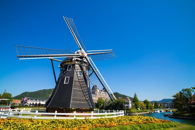 Huis Ten Bosch Full Day Bus Tour From Hakata - Key Points