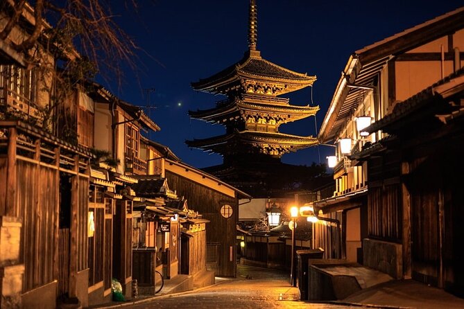 Kyoto Private Night Tour With English Speaking Driver - Key Points