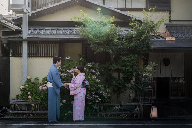 Private Vacation Photography Session With Local Photographer in Kyoto - Key Points