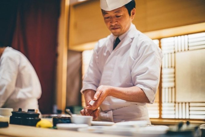 Meiji Shrine and Tsukiji Sushi Making Private Tour - Meeting Details