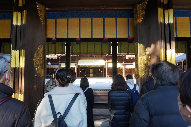 Meiji Shrine to Shibuya Crossing With Lunch and Dessert - Lunch and Dessert Options