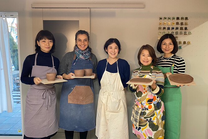 Calming Pottery Class in Tokyo - Accessibility and Facilities