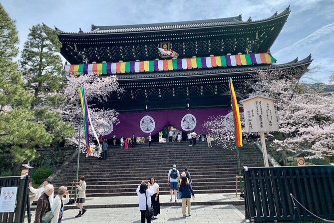 Gion District Walking With an Expert Local Tour Guide in Kyoto - Meeting and Ending Locations