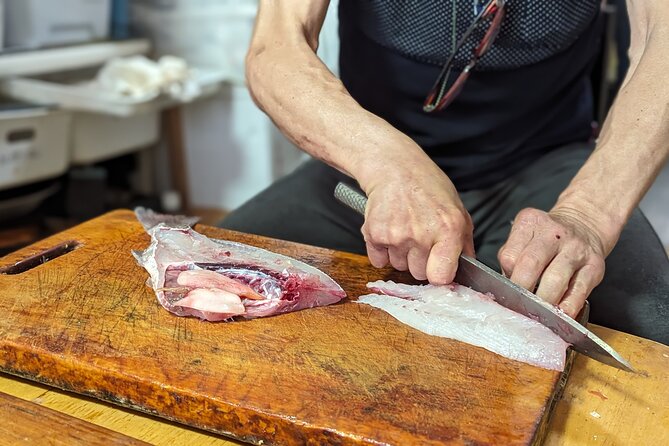 Tsukiji Fish Market Tour & Buy Fish to Eat at Hidden Home Kitchen - Overview of the Tour